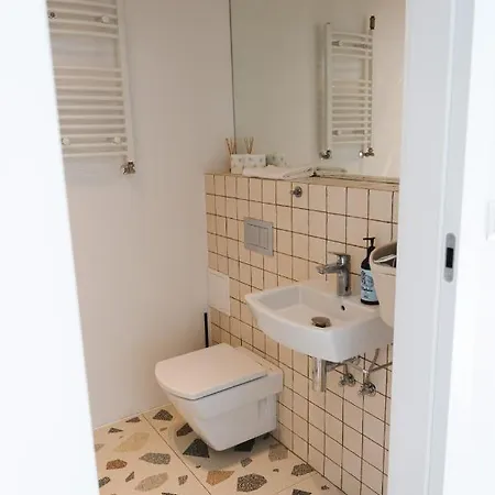 Floor Apartment